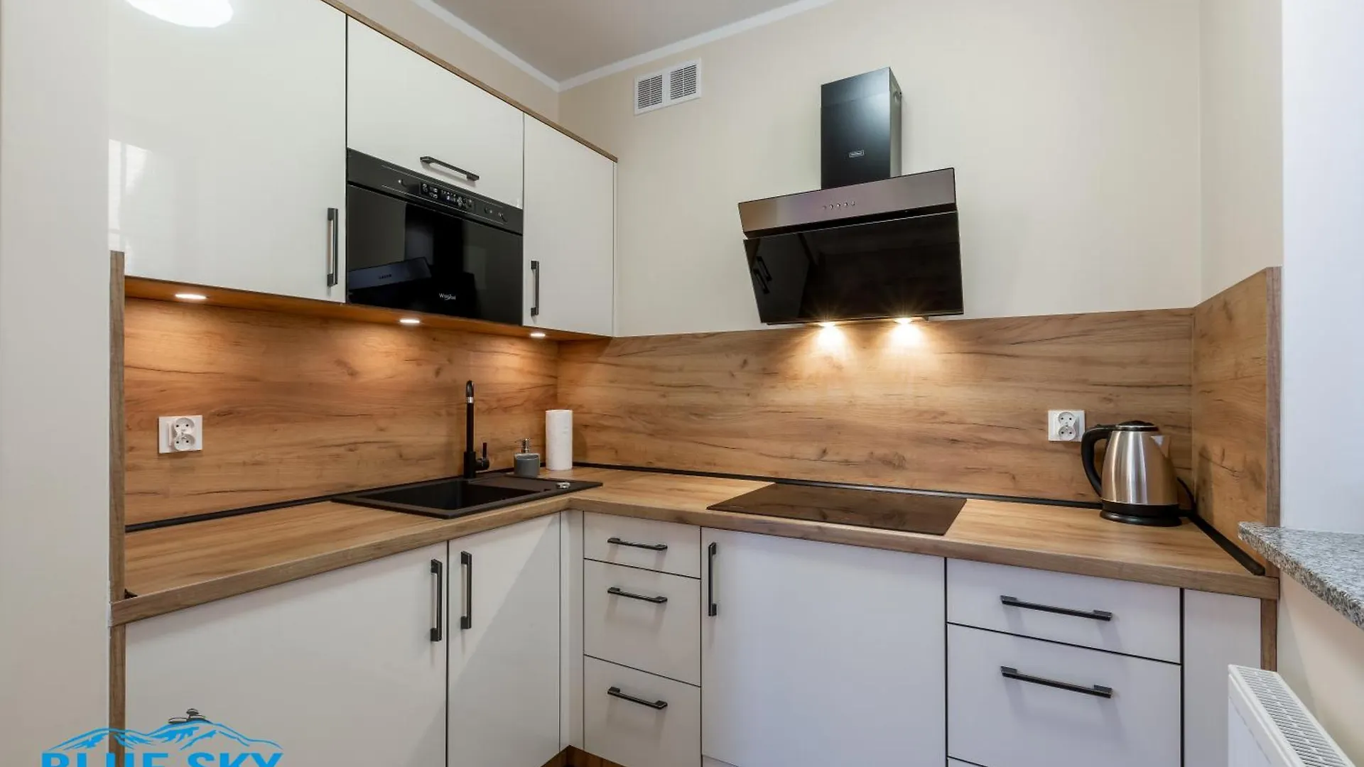 Apartamenty Bluesky - Nad Lomnica15 - Centrum Karpacza, Blisko Deptaka Karpacz