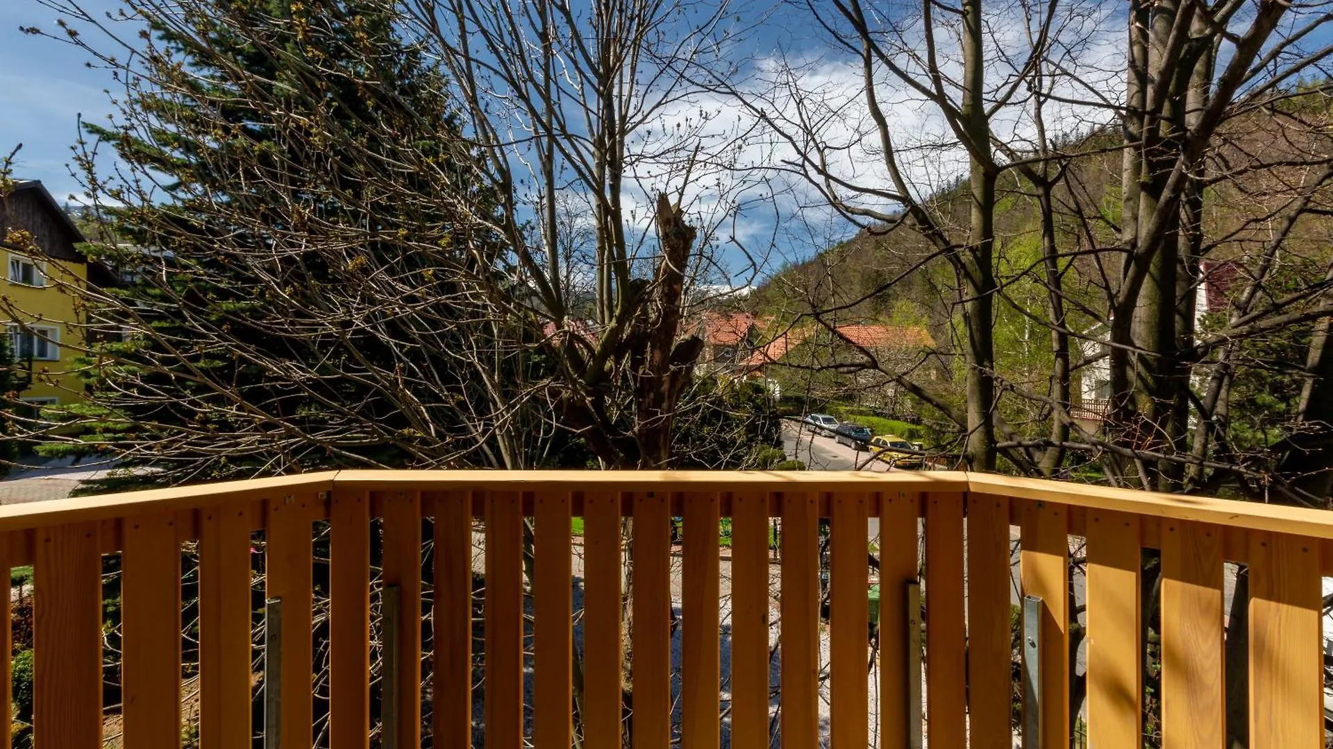 Apartamenty Bluesky - Nad Lomnica15 - Centrum Karpacza, Blisko Deptaka Polsko